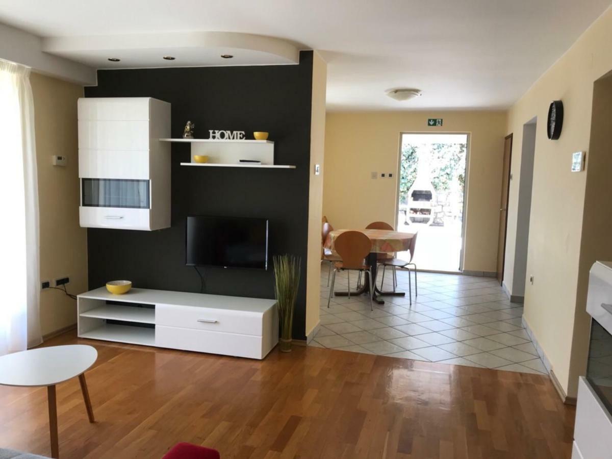 Deluxe Apartment Dora With A Private Parking, Terrace And See View Rijeka Zewnętrze zdjęcie